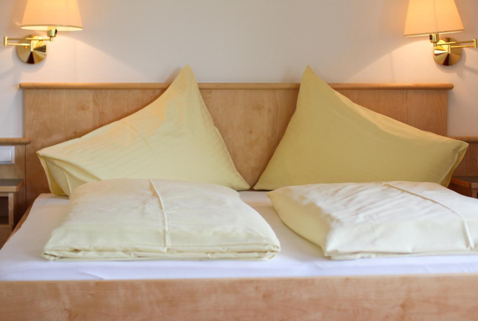 Hotel Garni Sonnblick Bad Kleinkirchheim Quarto foto